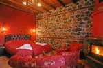 Παλαιός Άγιος Αθανάσιος δωμάτια με τζάκι